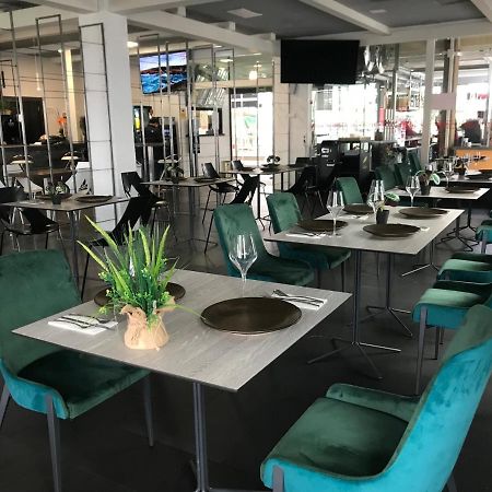 Hotel Chips Ferrol Narón Eksteriør billede