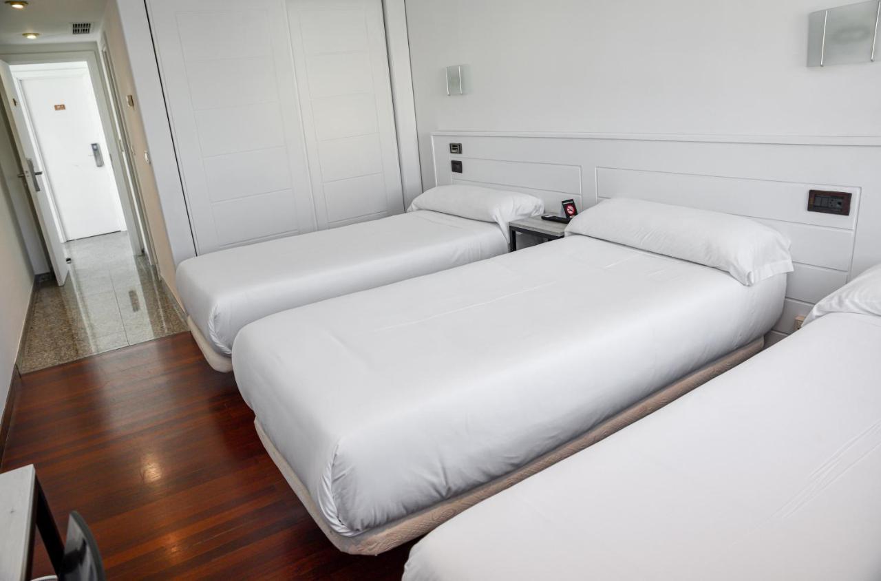 Hotel Chips Ferrol Narón Eksteriør billede